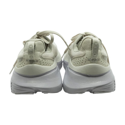 Guide 17 Beige Low Top Athletic Shoes
