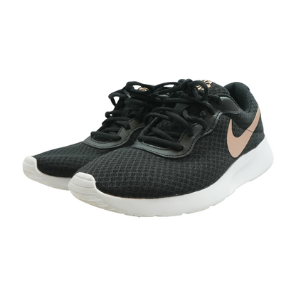 Tanjun Low-Top Athletic Shoes