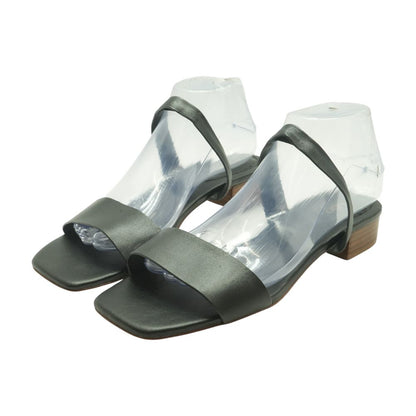 Black Flat Sandals
