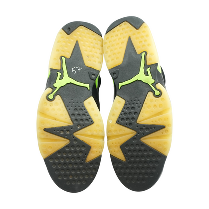 Jordan 6 Retro High-Top Athletic Shoes