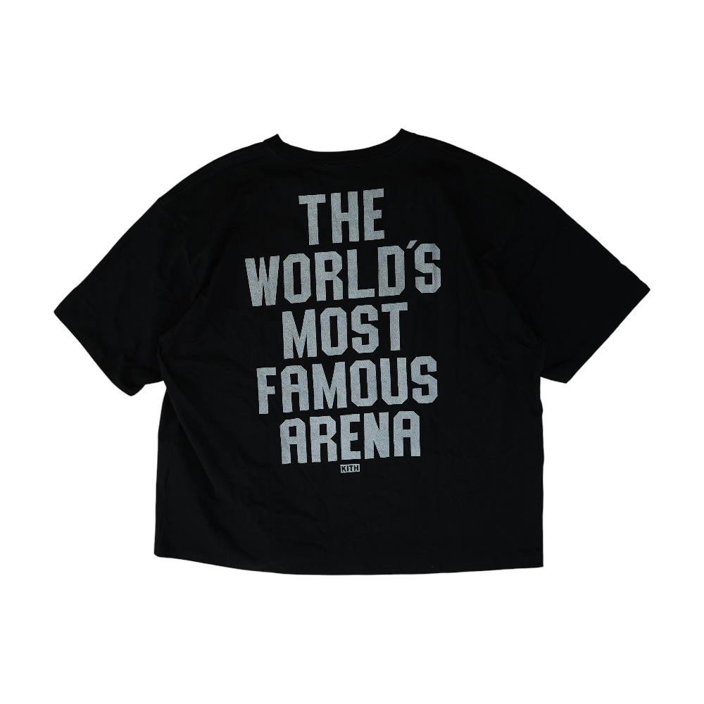 Black Graphic T-Shirt – Unclaimed Baggage
