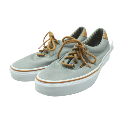 Classic Low-Top Athletic Shoes