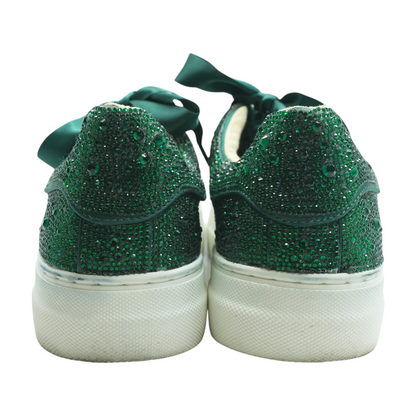Low-Top Athletic Shoes