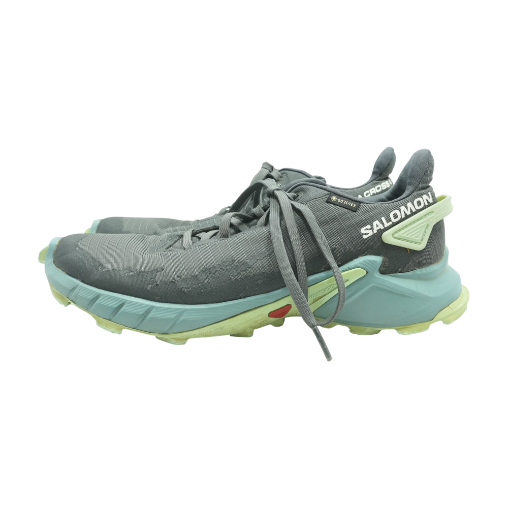 Alpha Cross 4 Low-Top Athletic Shoes