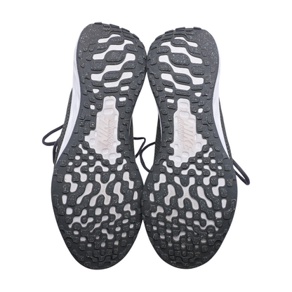 Revolution Low-Top Athletic Shoes