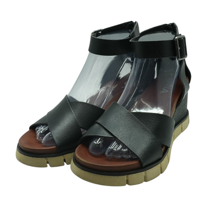 Black Wedged Sandals