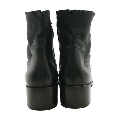 Black Winter Boots