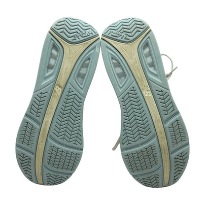 928v3 Beige Low Top Athletic Shoes