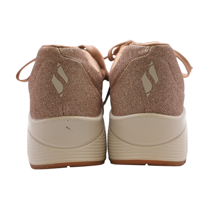 Uno Low-Top Athletic Shoes