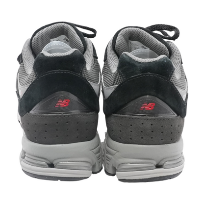 2002R Low-Top Athletic Shoes