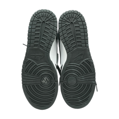 Dunk Low Low-Top Athletic Shoes