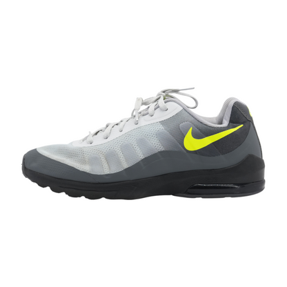 Air Max Invigor Low-Top Athletic Shoes