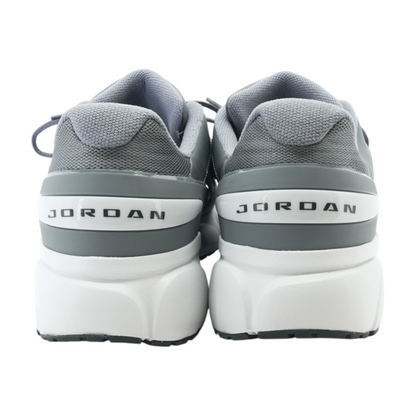 Jordan Trunner Flow Low-Top Athletic Shoes