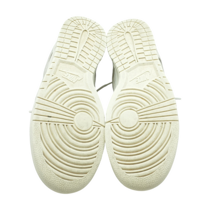Dunk Low Retro SE Low-Top Athletic Shoes