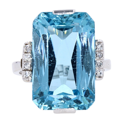 14K White Gold Aquamarine Statement Ring