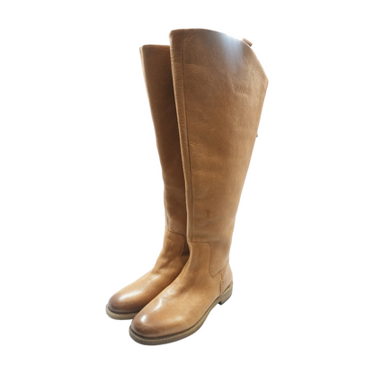 Tan Boots