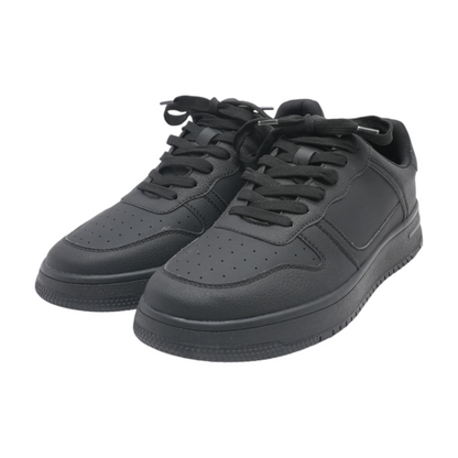 Black Low-Top Athletic Shoes
