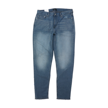 Athletic Jeans