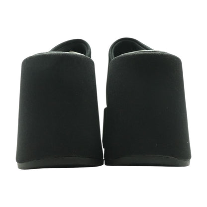 Black Wedged Sandals