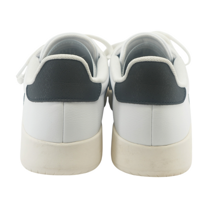Barreda Low-Top Athletic Shoes
