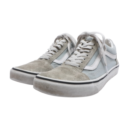 Gray Low-Top Athletic Shoes