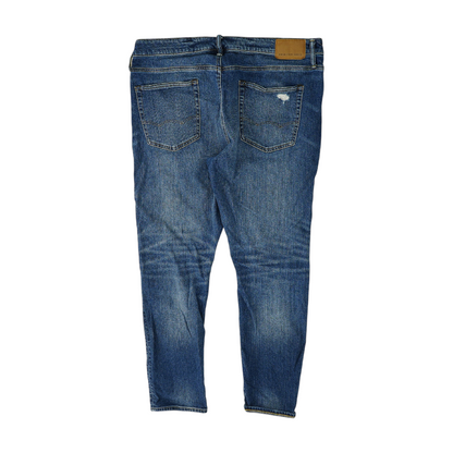 Athletic Jeans