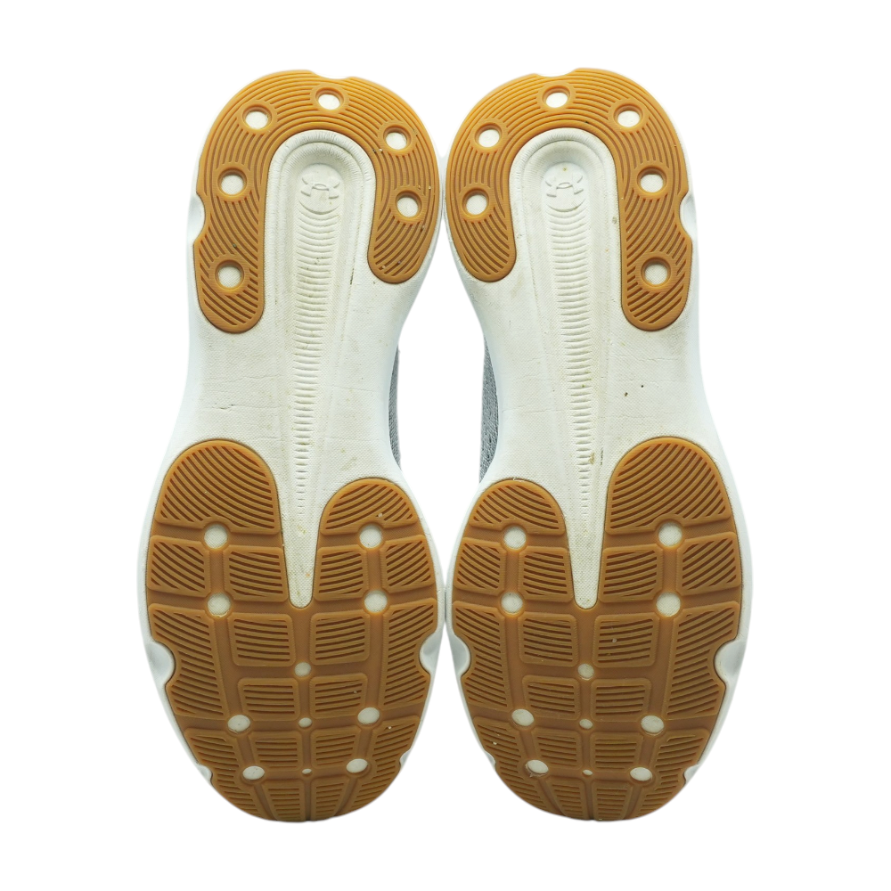 Infinite Low-Top Athletic Shoes