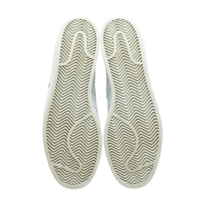 EG4960 Low-Top Athletic Shoes