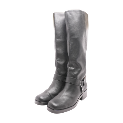 Black Boots