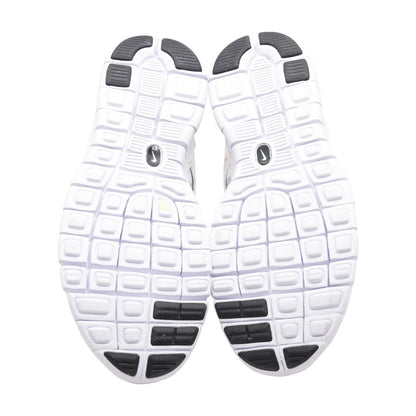 Free Run White Athletic Shoes
