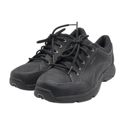 Black Low Top Athletic Shoes