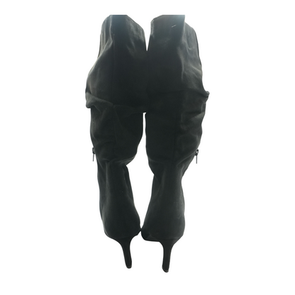 Black Boots