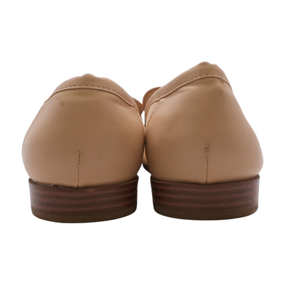 Nude Flats