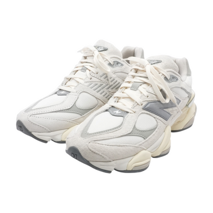 Air Max Dn Low-Top Athletic Shoes