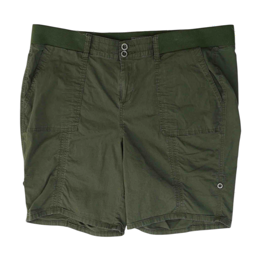 Green Plus Size Solid Casual Shorts