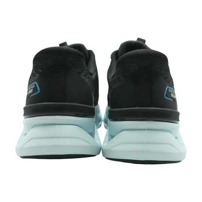 Black Low-Top Athletic Shoes