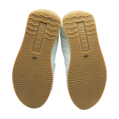 Skroll Low-Top Athletic Shoes