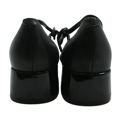 Black Flats