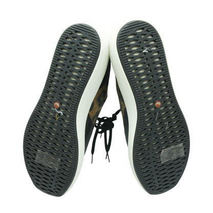Un Rio Sprint Low-Top Athletic Shoes