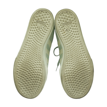 Bravada 2.0 Platform Low-Top Athletic Shoes