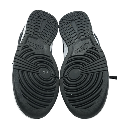 Dunk Low Retro Low-Top Athletic Shoes