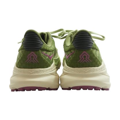 One Challenger ATR 7 Low-Top Athletic Shoes