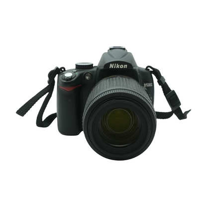 D5000 12.3MP DSLR Camera