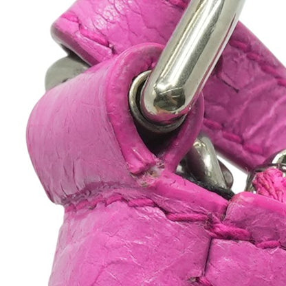 Le Cagole Shoulder Bag in Lipstick Pink
