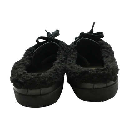 Black Slip-On Athletic Shoes