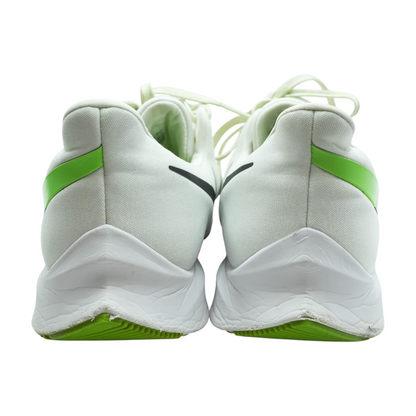 Zoom Winflo 6 Low-Top Athletic Shoes