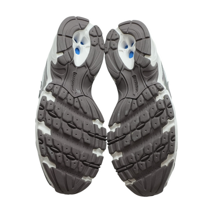 740 Athletic Shoes