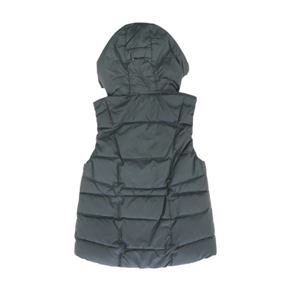 Black Solid Vest