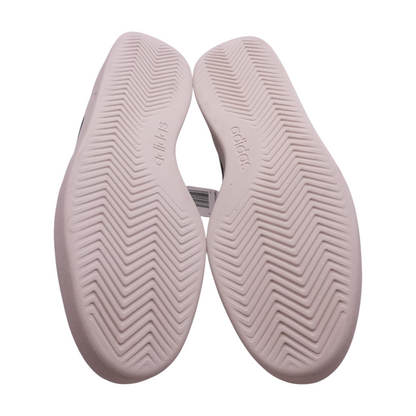Breaknet Low-Top Athletic Shoes
