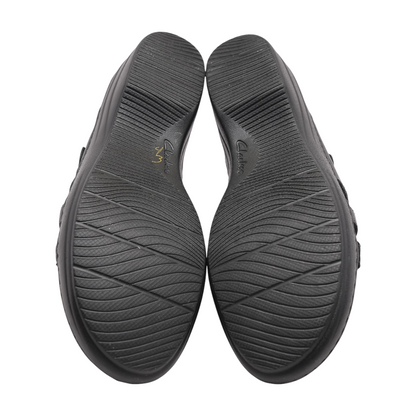 Black Wedged Sandals